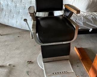 Belmont Vintage Barber Chair