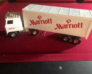 SEMI TRUCK & TRAILER