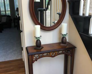 TABLE AND OVAL MIRROR