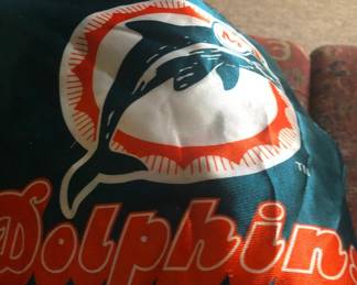 DOLPHIN GEAR