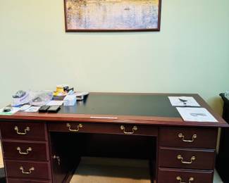 Executive Desk- excellent shape
