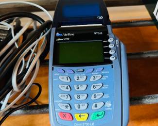 Omni Credit Card machine (Like NEW)