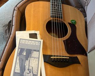 Taylor BBT Big Baby Acoustic Guitar