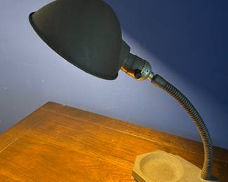 Vintage gooseneck lamp. 