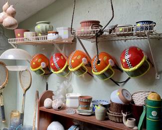Flower pots , helmets