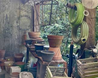 Flower pots, wire frames, planters