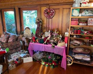 In case you were curious if there were holiday decorations.  Here they are.