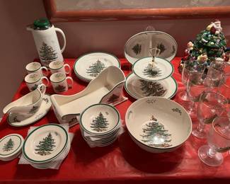 These dishes are Spode, in case you're wondering.  The holidays are approaching