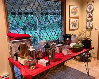 This photo shows mostly kitchen appliances.  You didn't think we would leave these out, did you?