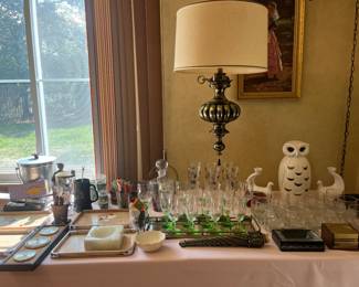 A collection of vintage retro collectibles and barware.