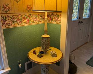 Filigree 70s table lamp