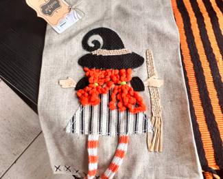 New - Mud Pie Halloween hand towels 