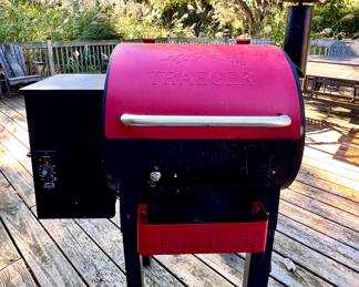 Traeger wood Pellet Grill - Smoker grill