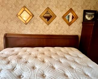 King bed and mattress w/matching 