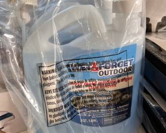 New Wet & Forget Outdoor cleaner 