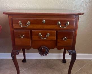 Two (2 ) Link Taylor Queen Anne Style Lowboys, Mahogany, 29″H