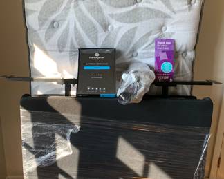 Mechanical adjustable twin bed. Great for people with bad lower back pain, sleep apnea, or problems getting out of bed. Comes with extras. 