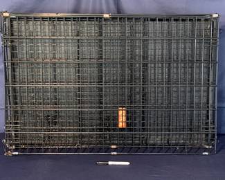 L-XL dog crate with bottom tray. Perfect for crate trading for puppies!