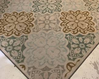 Area rug: dimensions to come