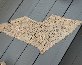 Antique lace collar