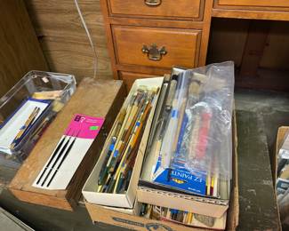 Vintage Art Supplies, Vintage brushes