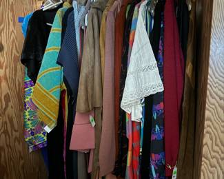 Vintage Women's Clothing