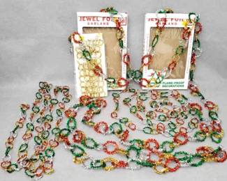 NG058 Vintage Foil Tinsel Chain Ring Garland