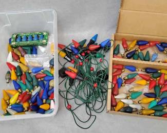 NG068 Mid Century Noma Christmas Lights and Bulbs