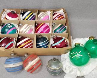 NG076 Vintage Glass Christmas Ornaments