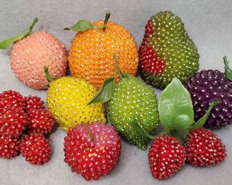 NG091 Beaded Fruit