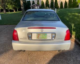 2001 CADILLAC 