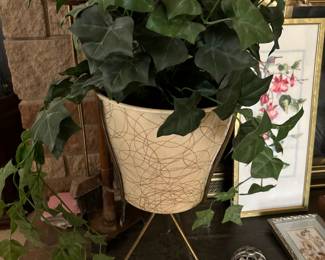 Mid Century Modern White/Gold Fiberglass Planter with Brass Tripod Base