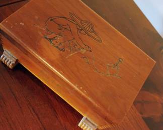 Etched Wood Souvenir Trinket Box