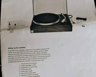 Acoustic Research Walnut Turntable - Model XA209021