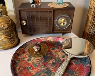 1960's General Electric Brown Tube Radio