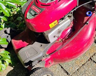 Crafstman Briggs and Stratton Gold 6.75 150cc Lawn Mower