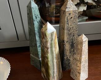 Polished Green Onyx Tower