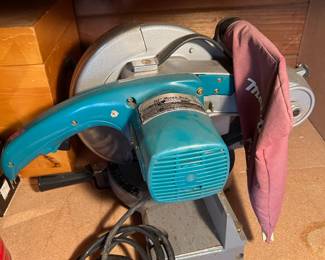 Makita 10" Miter Saw - Model LS1020