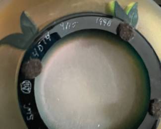 1998 Green Cameo Leaf Design Bowl - Signed by Kelsey Pilgrim