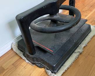 Book press