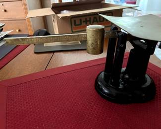 Vintage scale