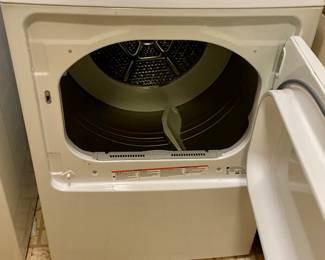 HOT POINT DRYER