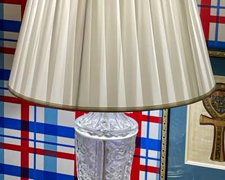 CRYSTAL LAMP W/BRASS BASE
