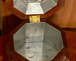 VINTAGE HENKEL HARRIS MAHOGANY TEA BOX