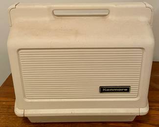 VINTAGE KENMORE SEWING MACHINE W/CASE