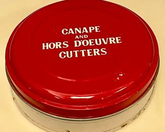 VINTAGE CANAPE AND HORS DOEUVRE CUTTERS