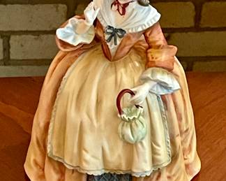 VINTAGE COLONIAL FIGURE