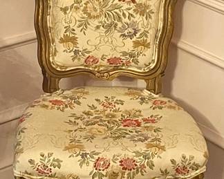 ANTIQUE SIDE CHAIR