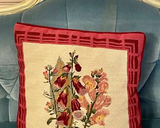 VINTAGE CROSS-STITCH PILLOW