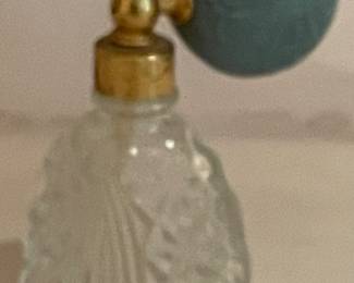 VINTAGE PERFUME ATOMIZER